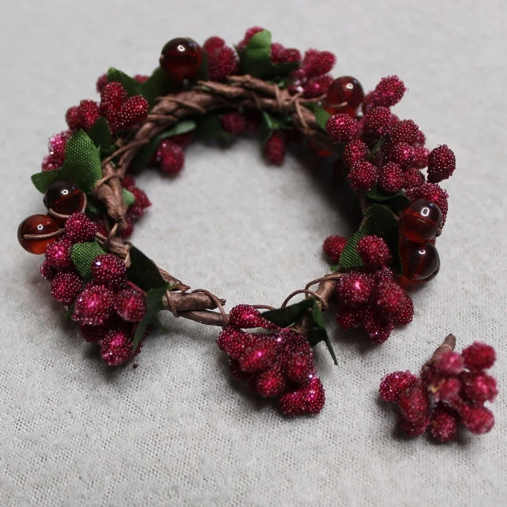 Pier 1 Napkin Rings Red Sugared Cranberry Holiday Set of 4 Beaded‎ Berry